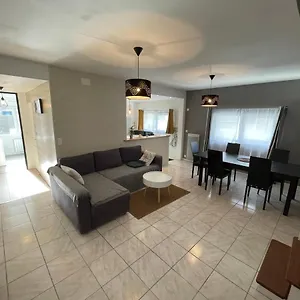 Maison Centre Bourg A 50m De La Cherrueix